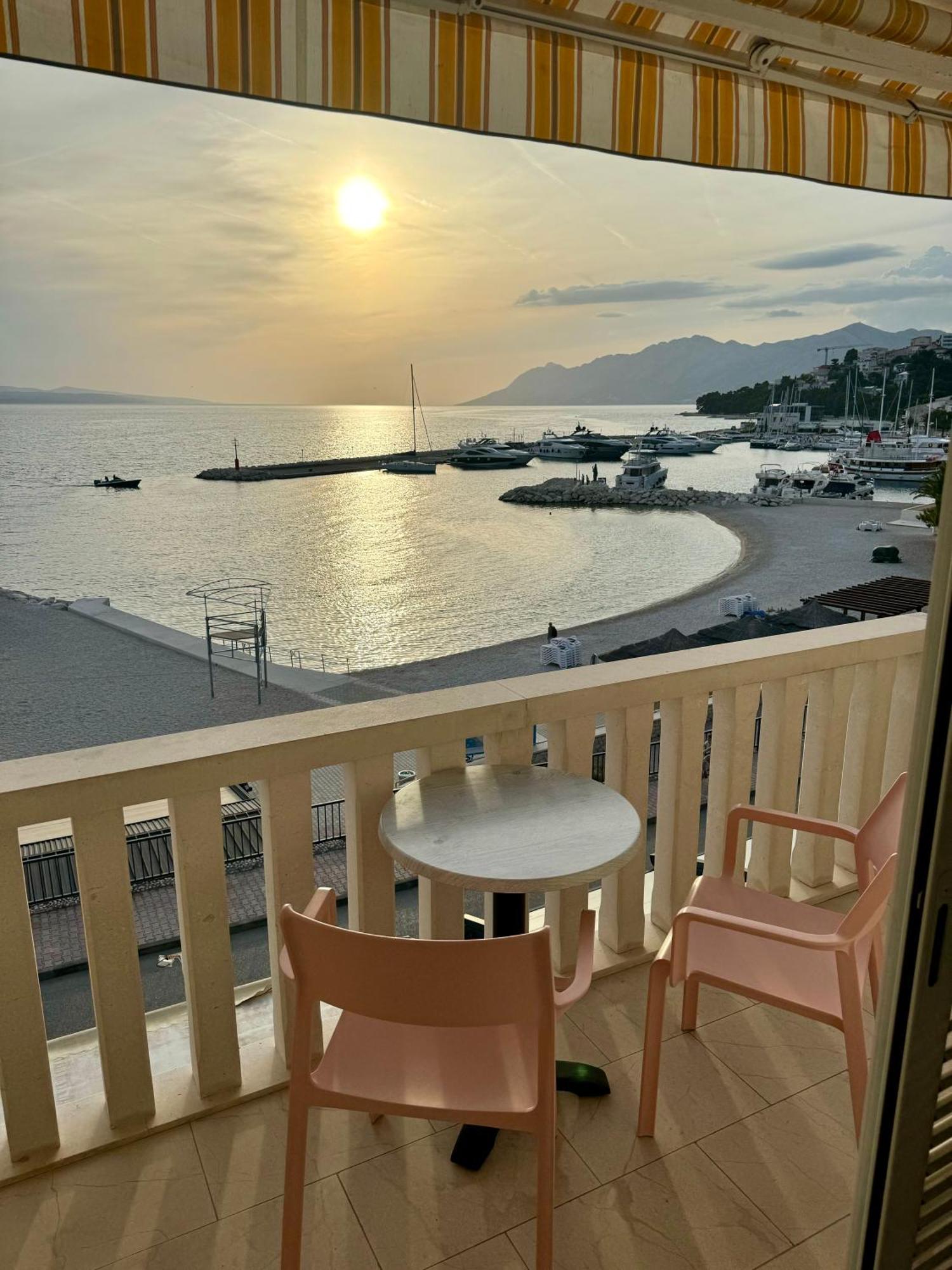 Villa Rozika Baska Voda Exterior photo